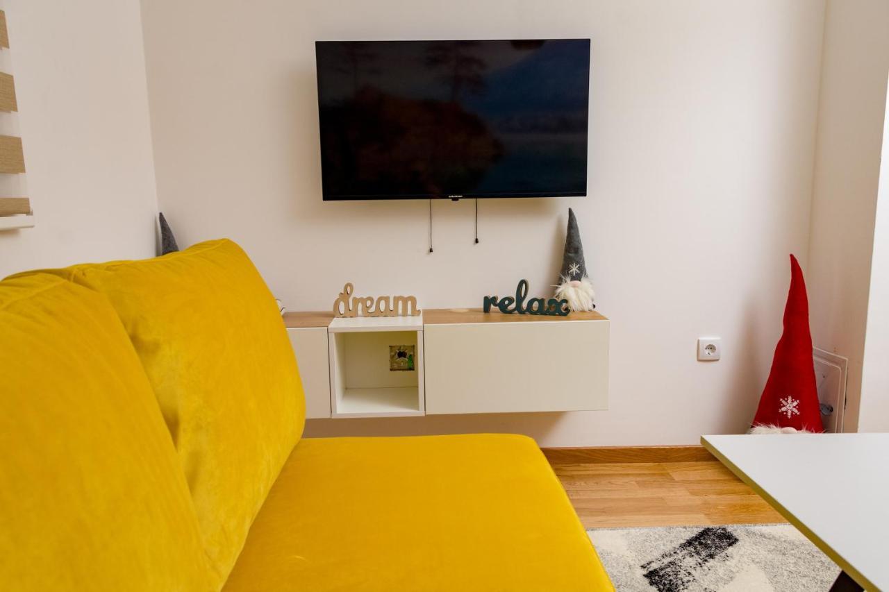 Apartmani Kamavu Яхорина Экстерьер фото