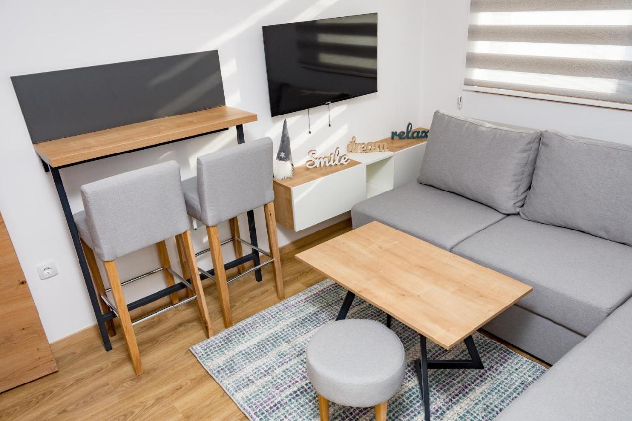Apartmani Kamavu Яхорина Экстерьер фото