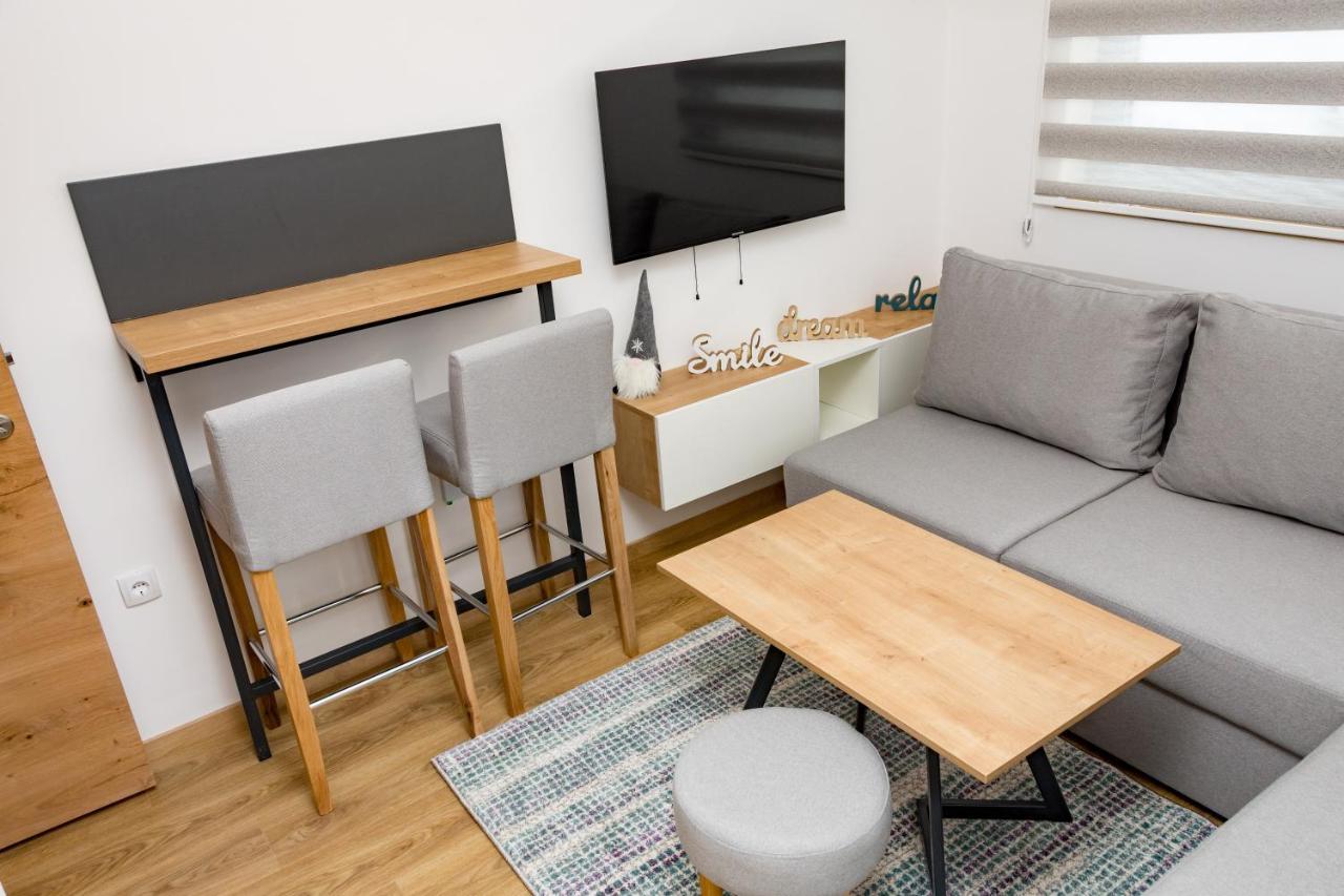 Apartmani Kamavu Яхорина Экстерьер фото